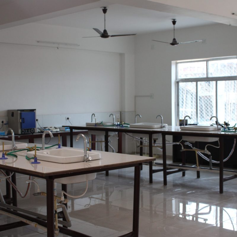 ANALYSIS LAB CORNER VIEW
